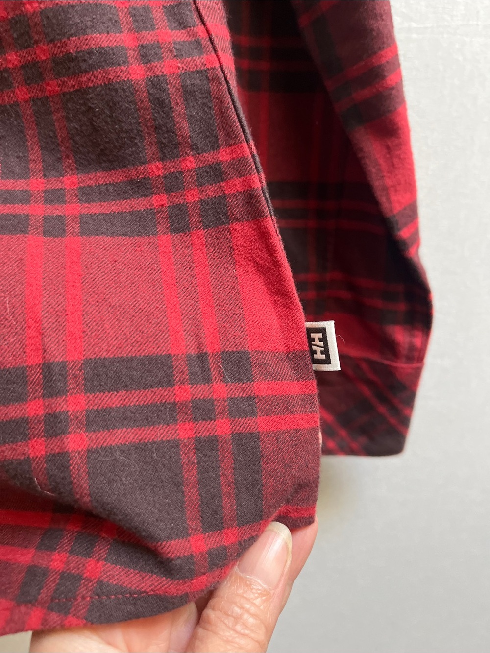 Helly Hansen Red and Black Plaid Shirt Sz L - Picture 5 of 7